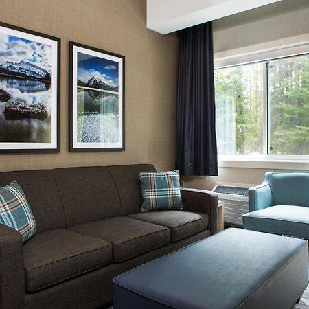 Mountaineer Lodge Lake Louise Luaran gambar