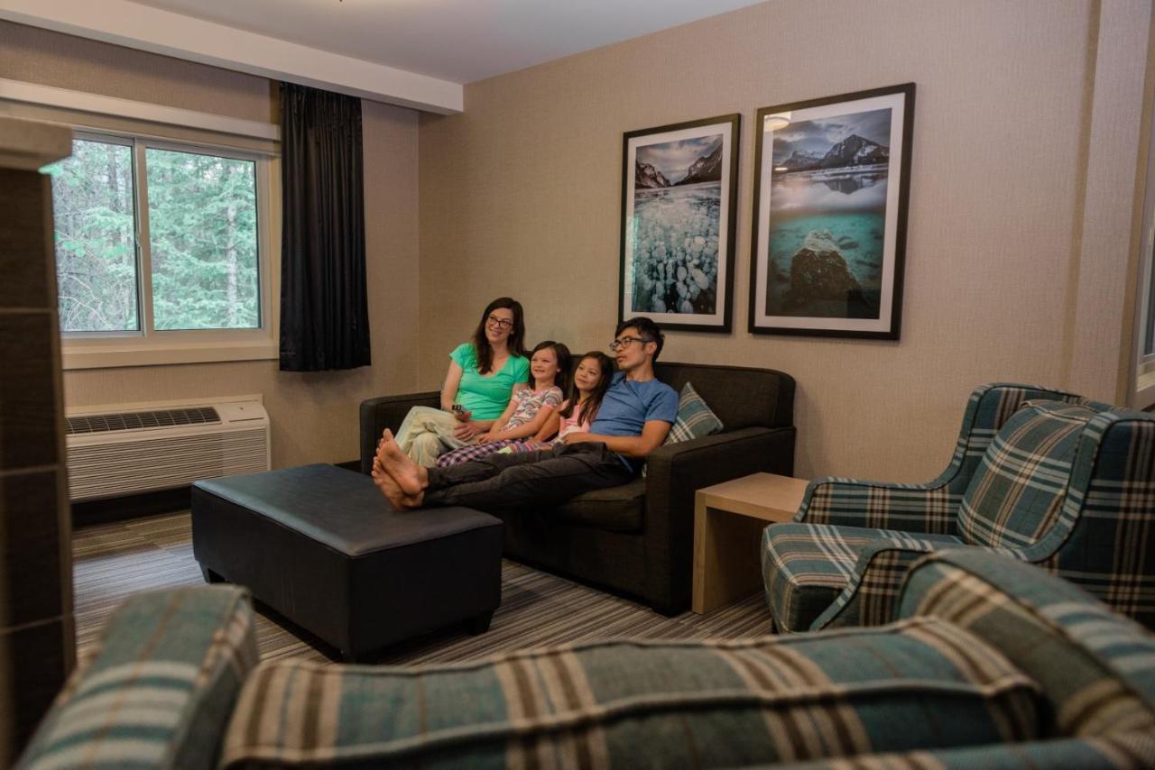 Mountaineer Lodge Lake Louise Luaran gambar