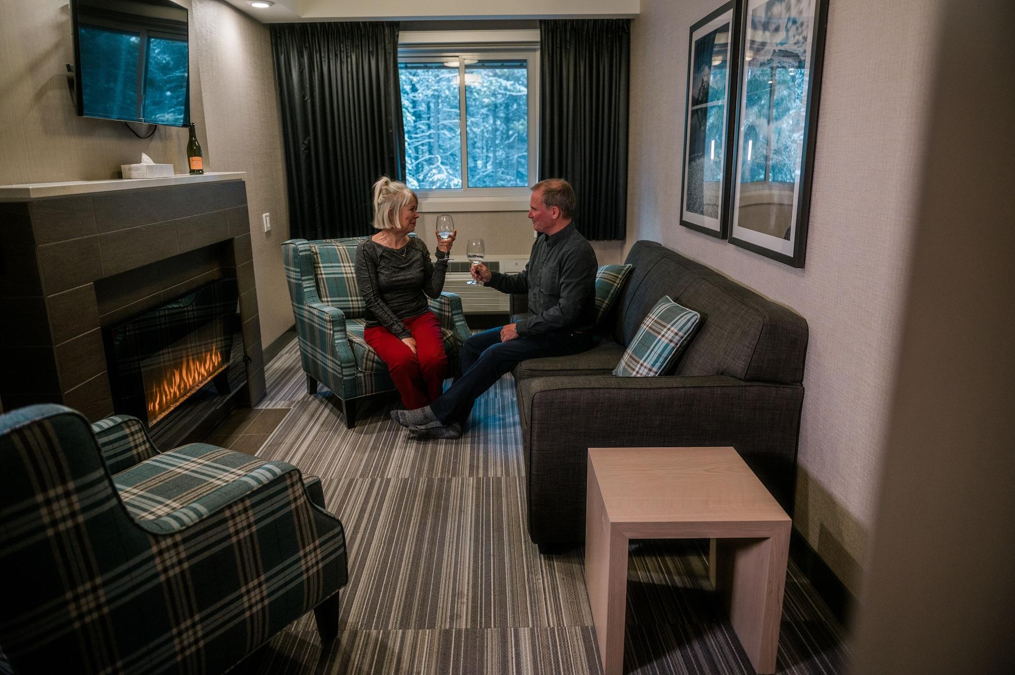 Mountaineer Lodge Lake Louise Luaran gambar