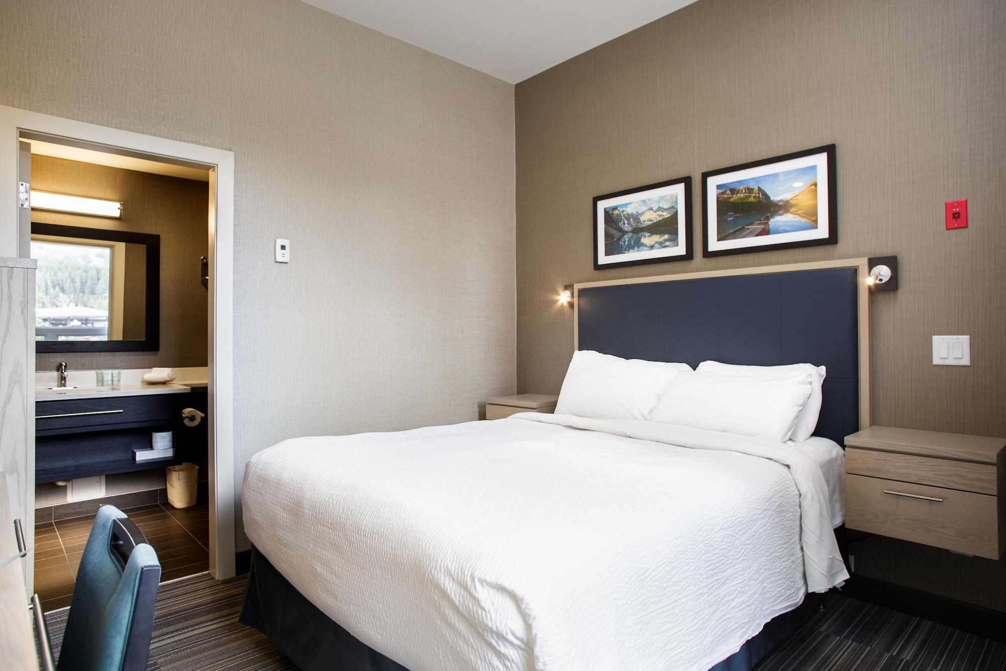 Mountaineer Lodge Lake Louise Luaran gambar