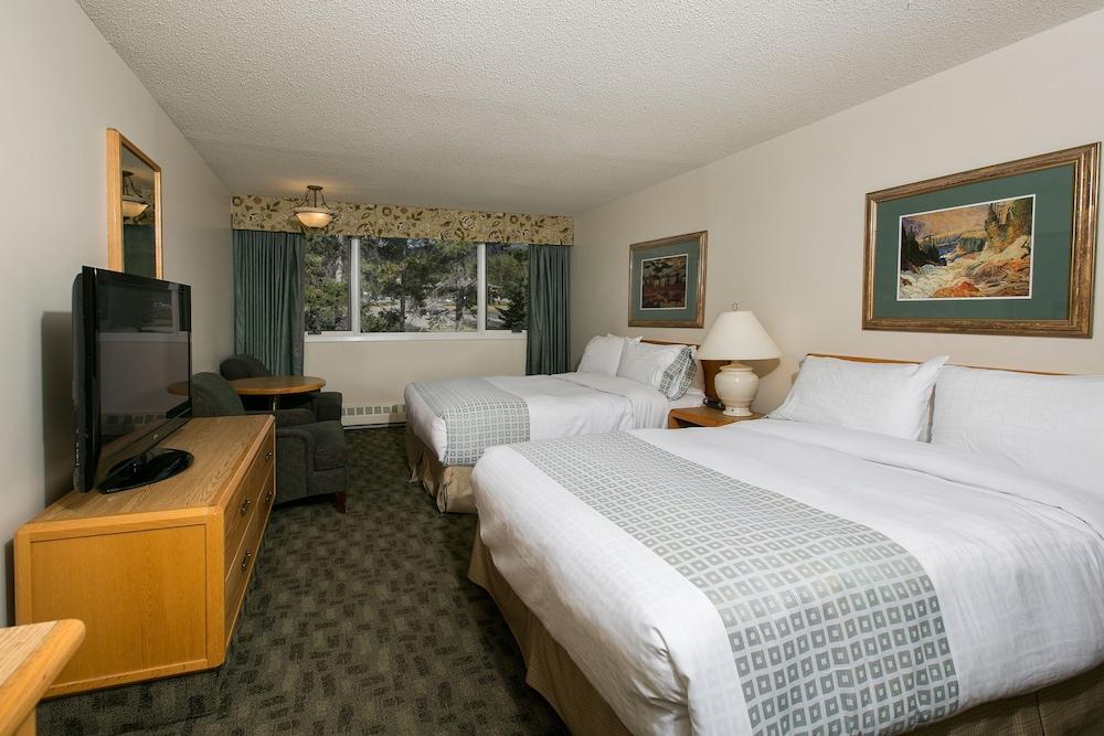 Mountaineer Lodge Lake Louise Luaran gambar