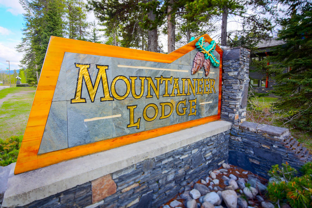 Mountaineer Lodge Lake Louise Luaran gambar