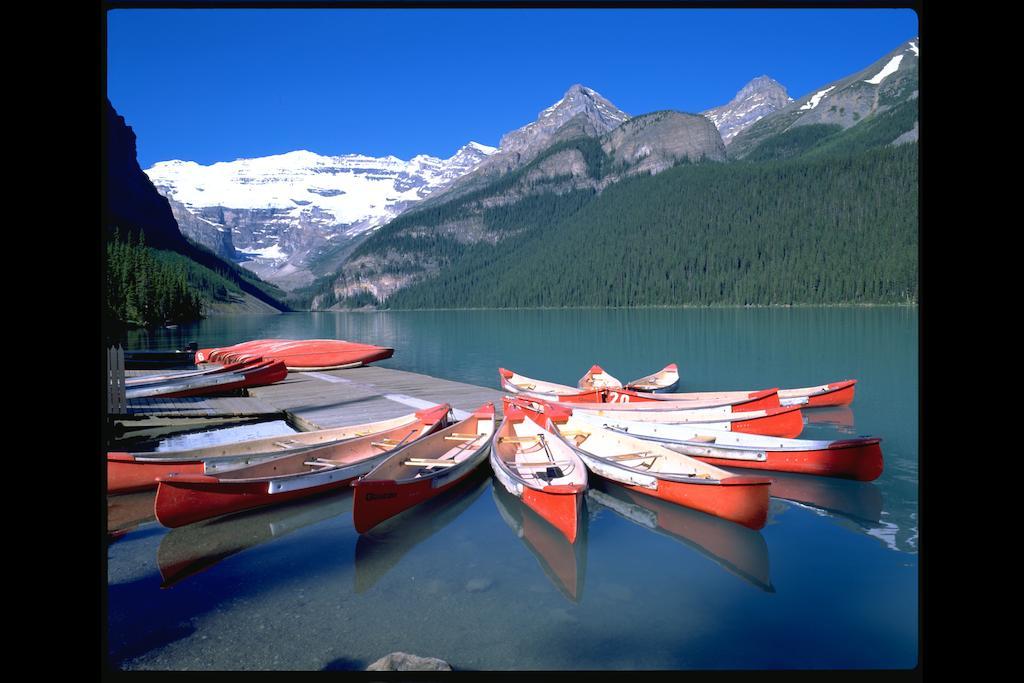 Mountaineer Lodge Lake Louise Luaran gambar